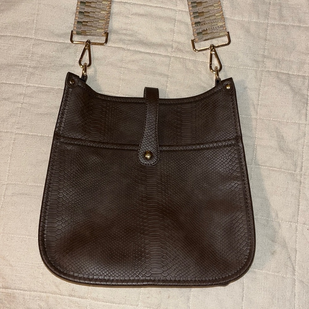Leather crossbody / shoulder bag